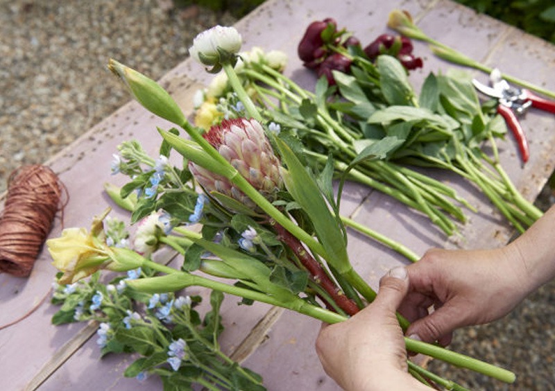 Bloemen schoonmaken