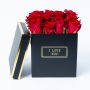  Valentijn Giftbox  op model 