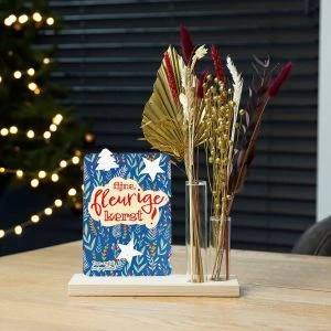 Gouden kerst droogbloemen met kerst bloeikaartje Fleurige Kerst
