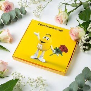 Roze boeketje Voor Mama | Incl. M&M's Giftbox